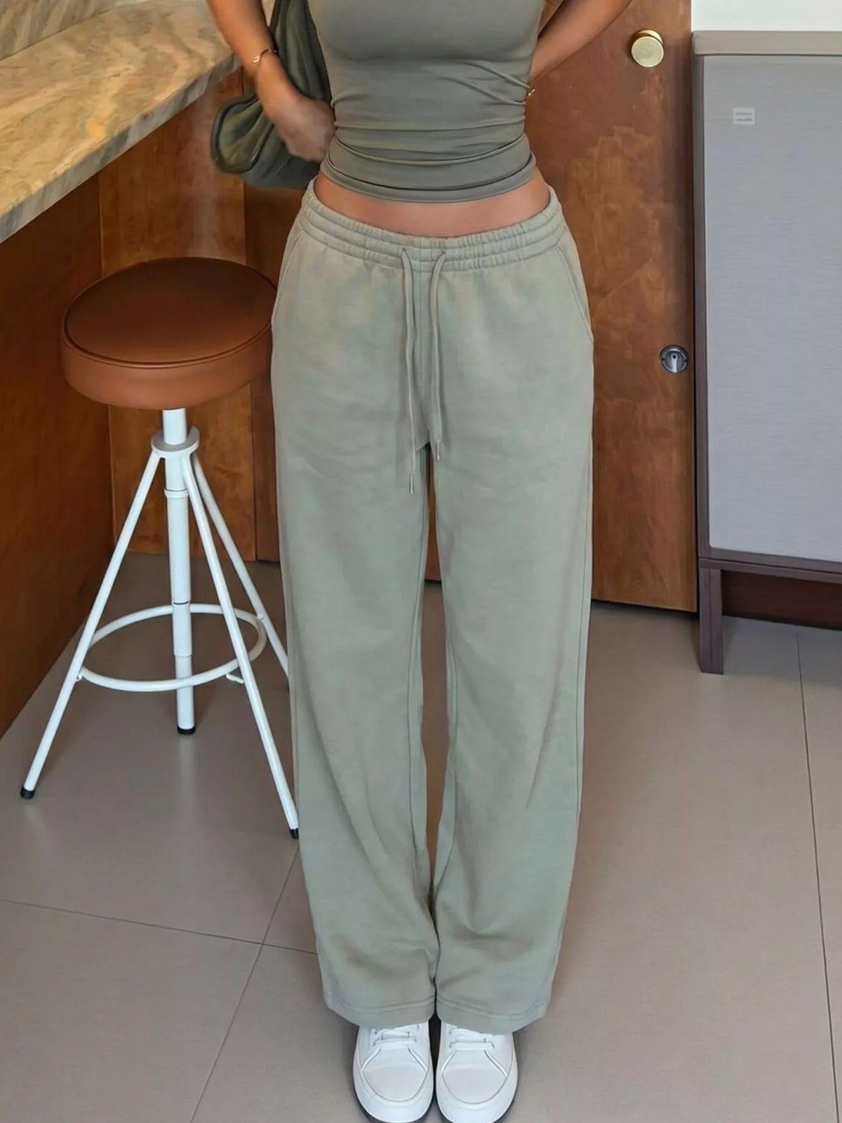 High-Waisted Wide-Leg Sweatpants - Lilixa.store