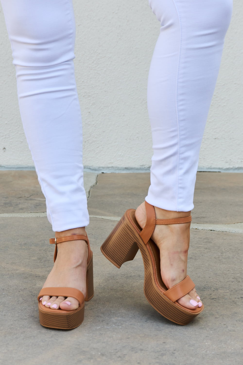 Weeboo Feel It Platform Heel Sandals - Lilixa.store