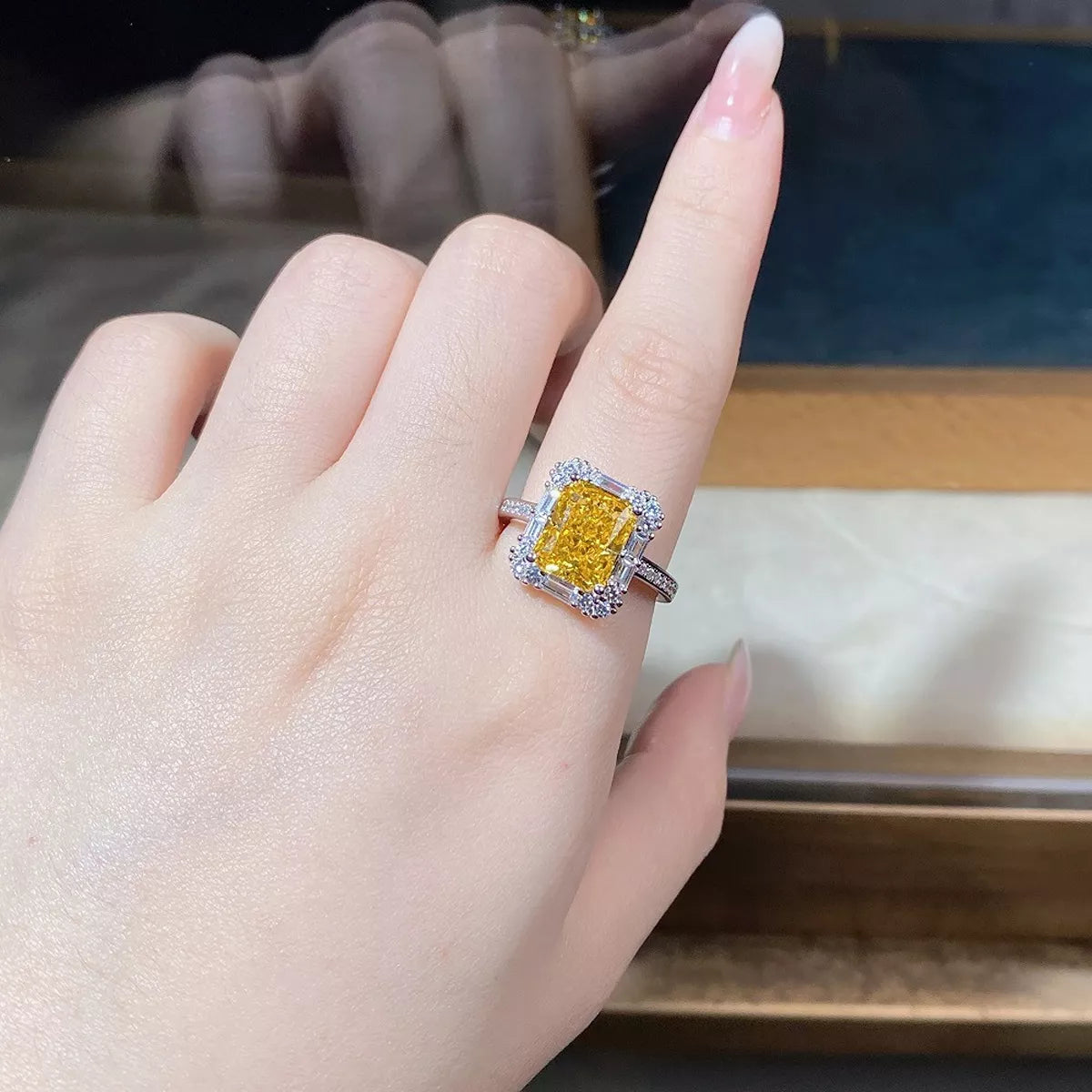 925 Sterling Silver Zircon Geometric Ring