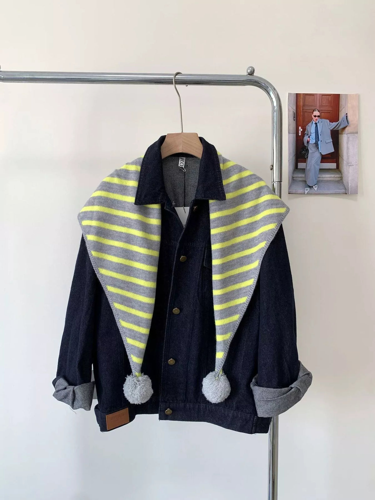Striped Knitted Scarf with Pom-poms - Lilixa.store