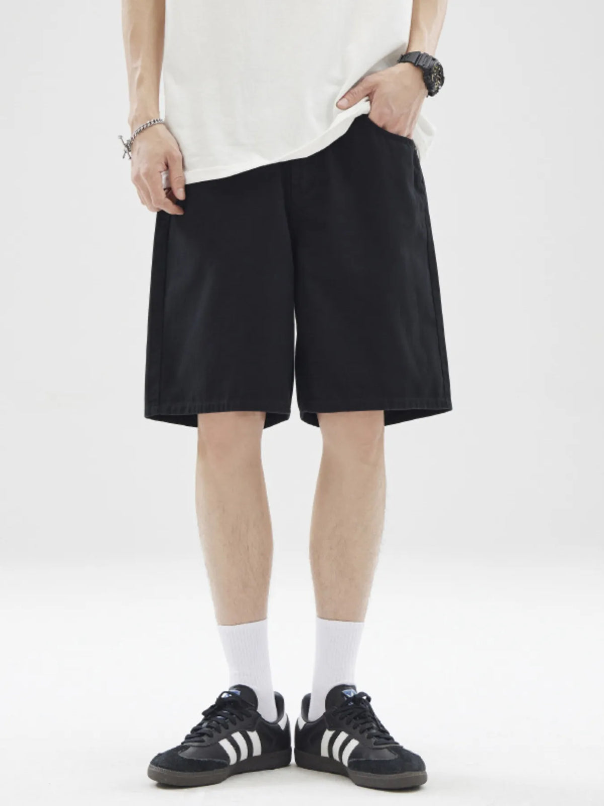 Men's Full Size Wide-Leg Shorts Plus Size in Black