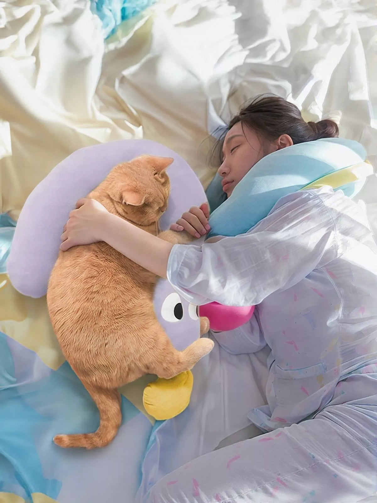 Question Mark Shaped Plush Pet Bed - Lilixa.store