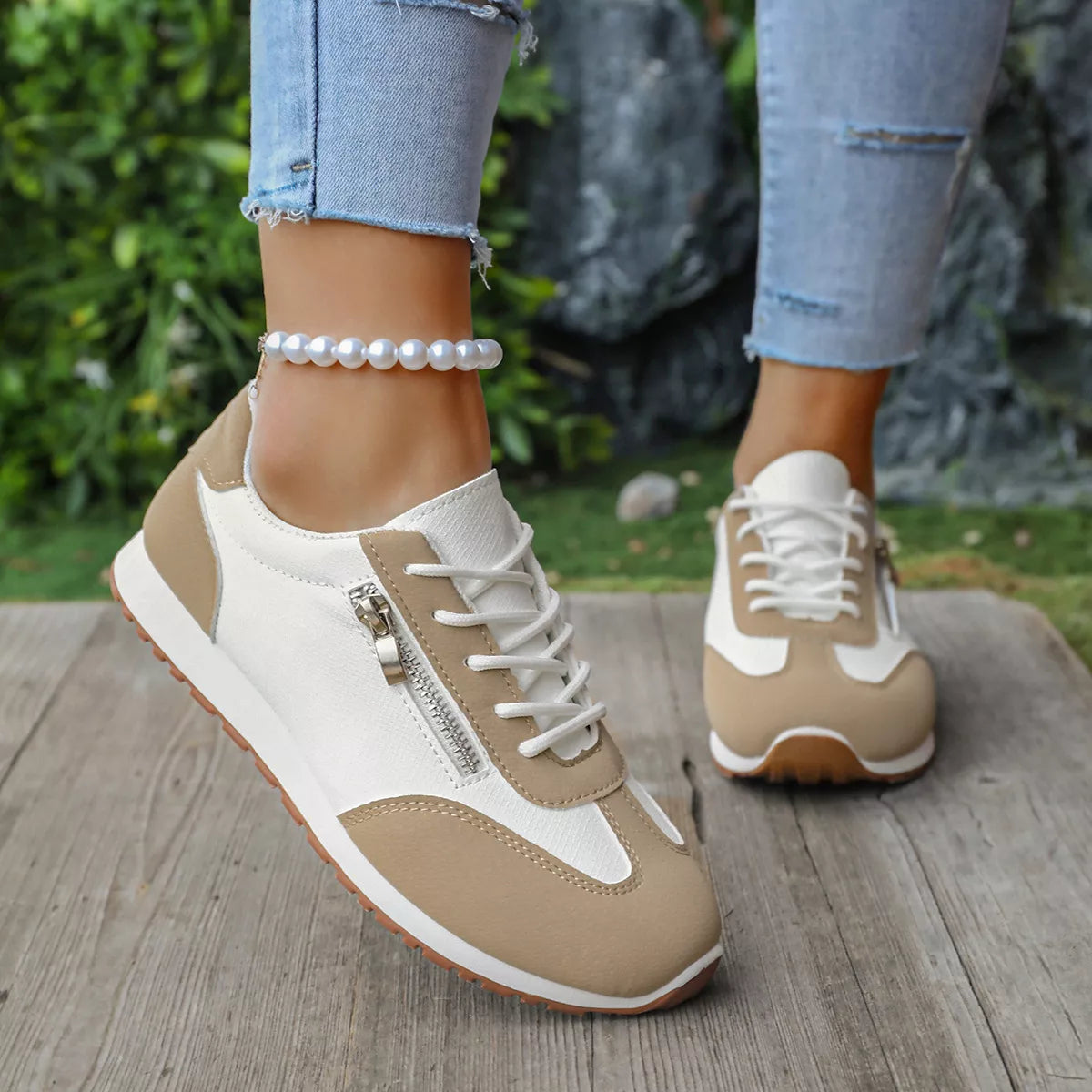 Round Toe Lace Up Sneakers - Lilixa.store