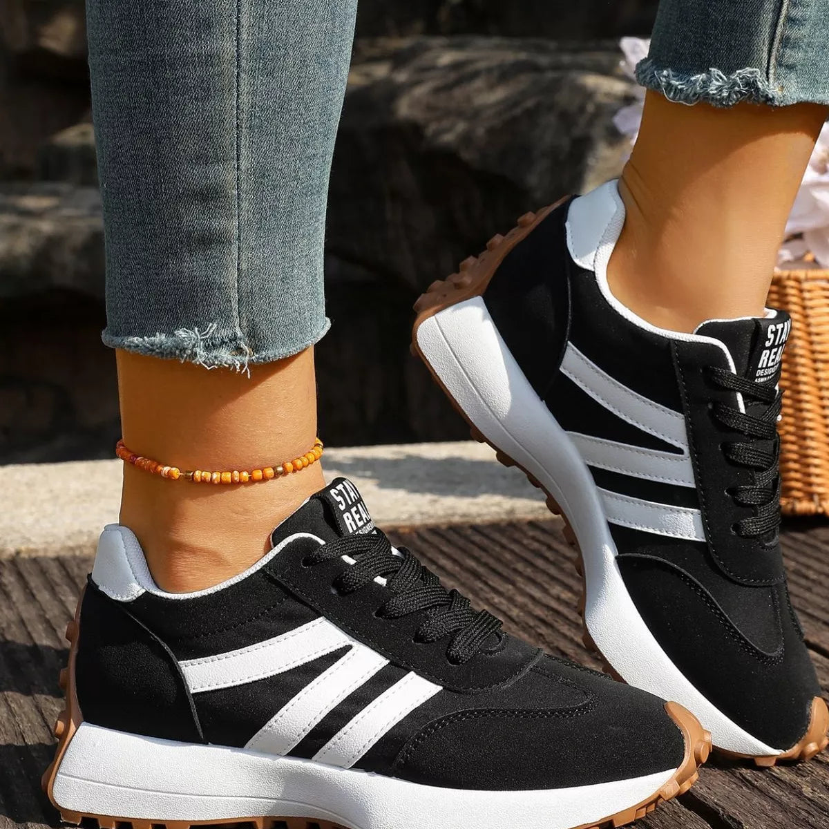Round Toe Lace Up Sneakers - Lilixa.store