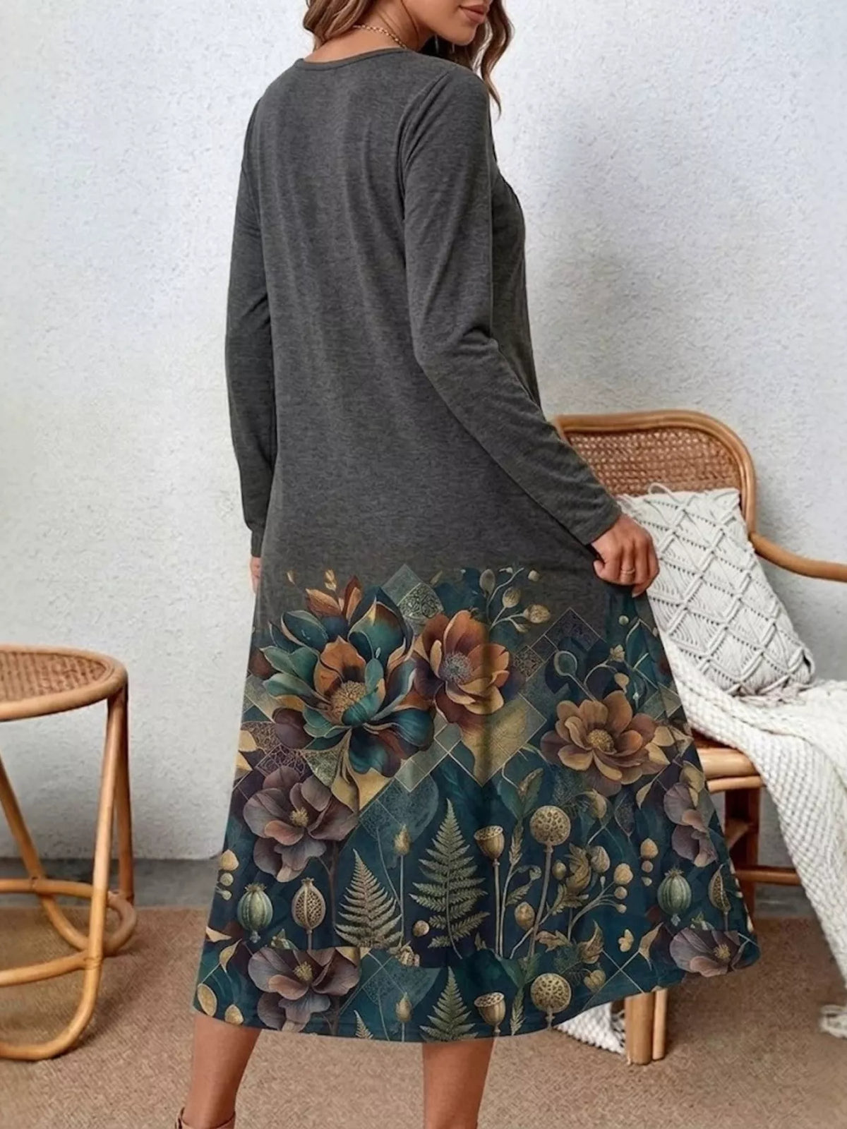 Plus Size Floral Print Long Sleeve Midi Dress