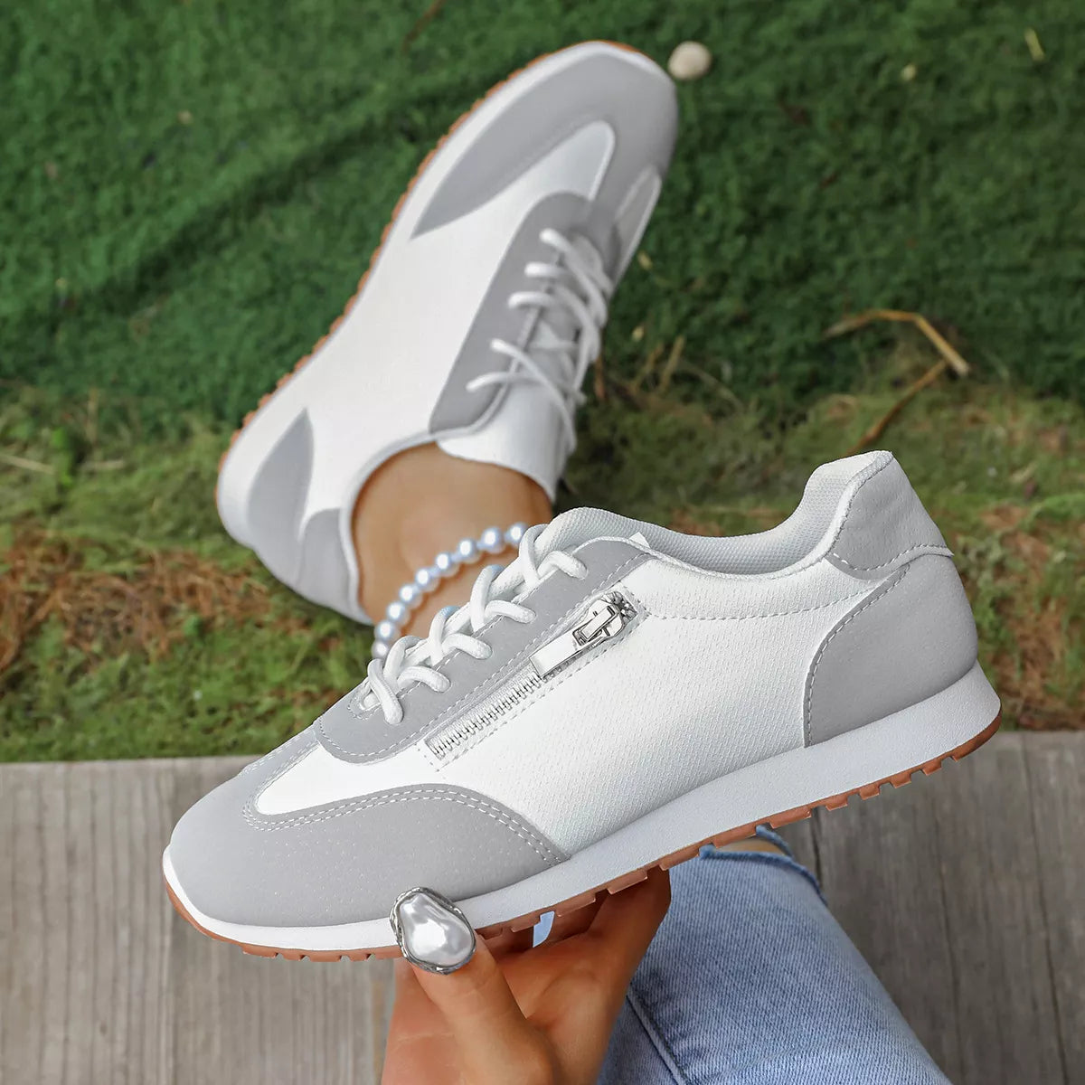 Round Toe Lace Up Sneakers - Lilixa.store
