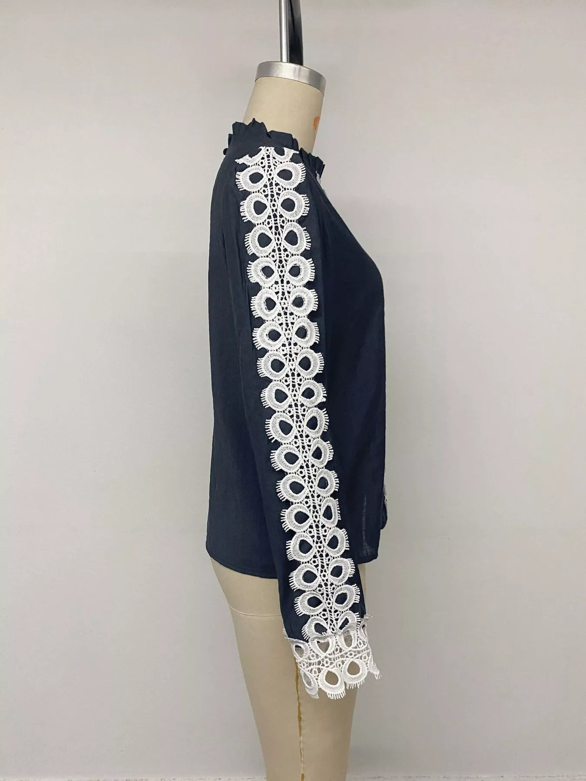 Lace Trim Long Sleeves Blouse - Lilixa.store