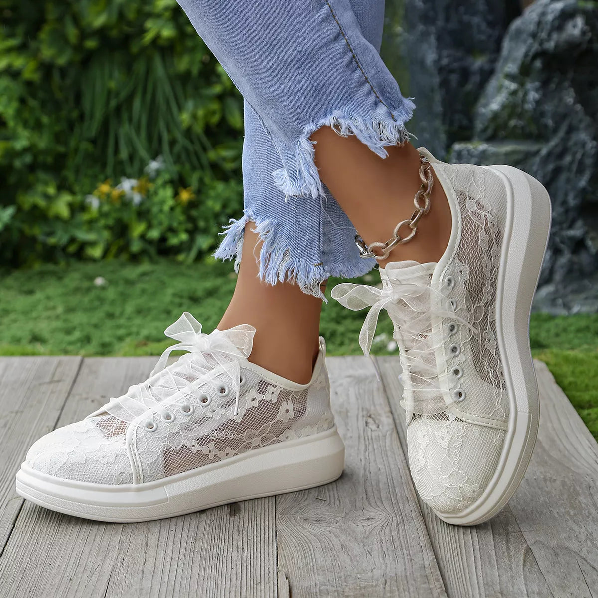 Lace Round Toe Sneakers - Lilixa.store