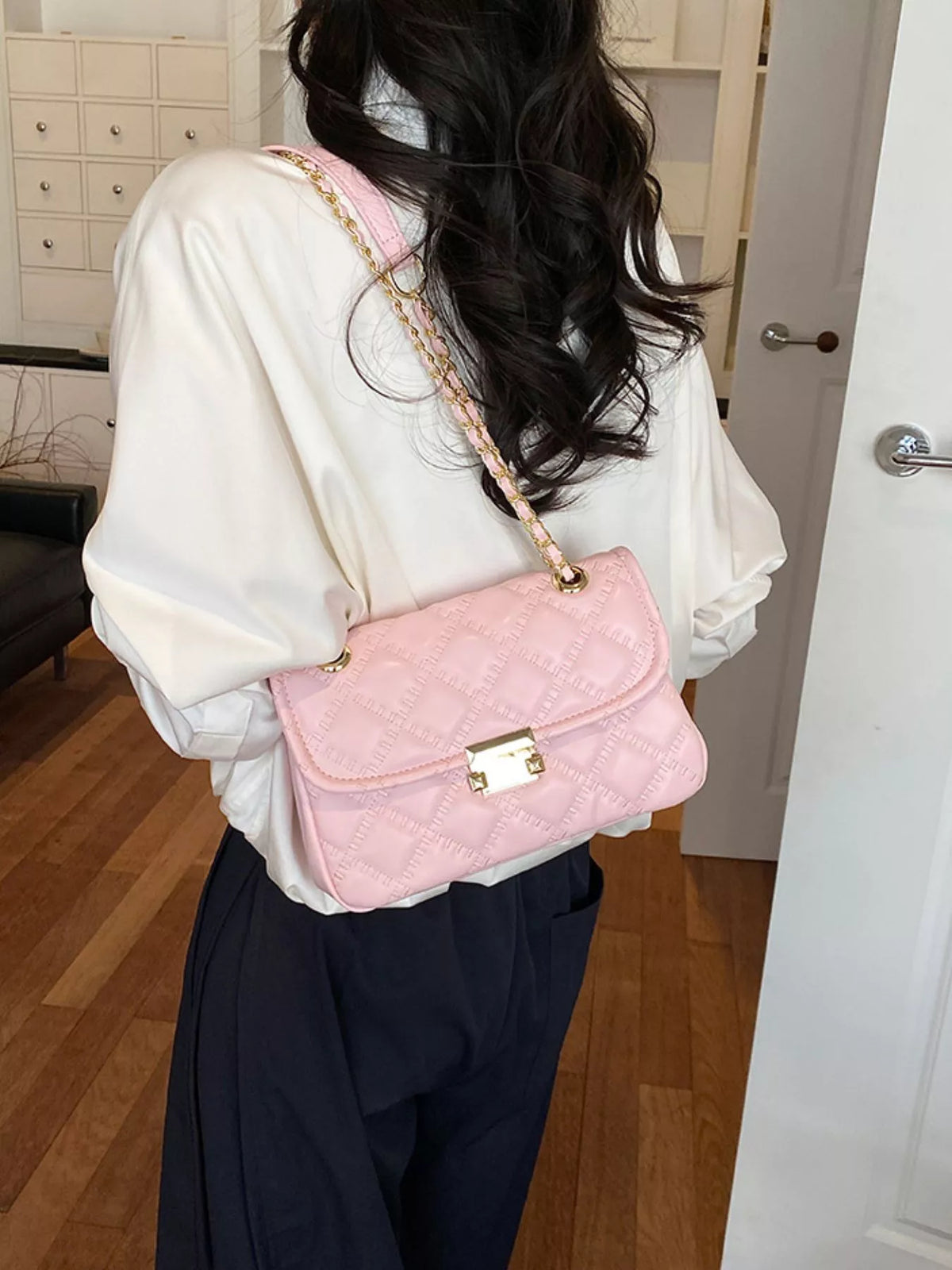 Quilted Chain Crossbody Bag - Lilixa.store
