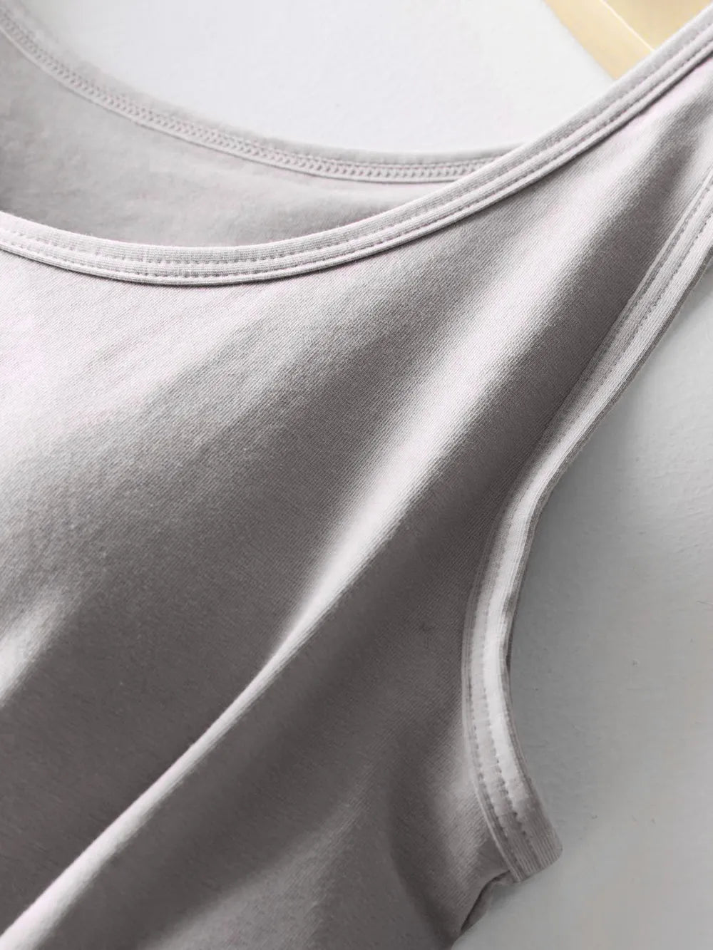 Round Neck Tank with Bra - Lilixa.store