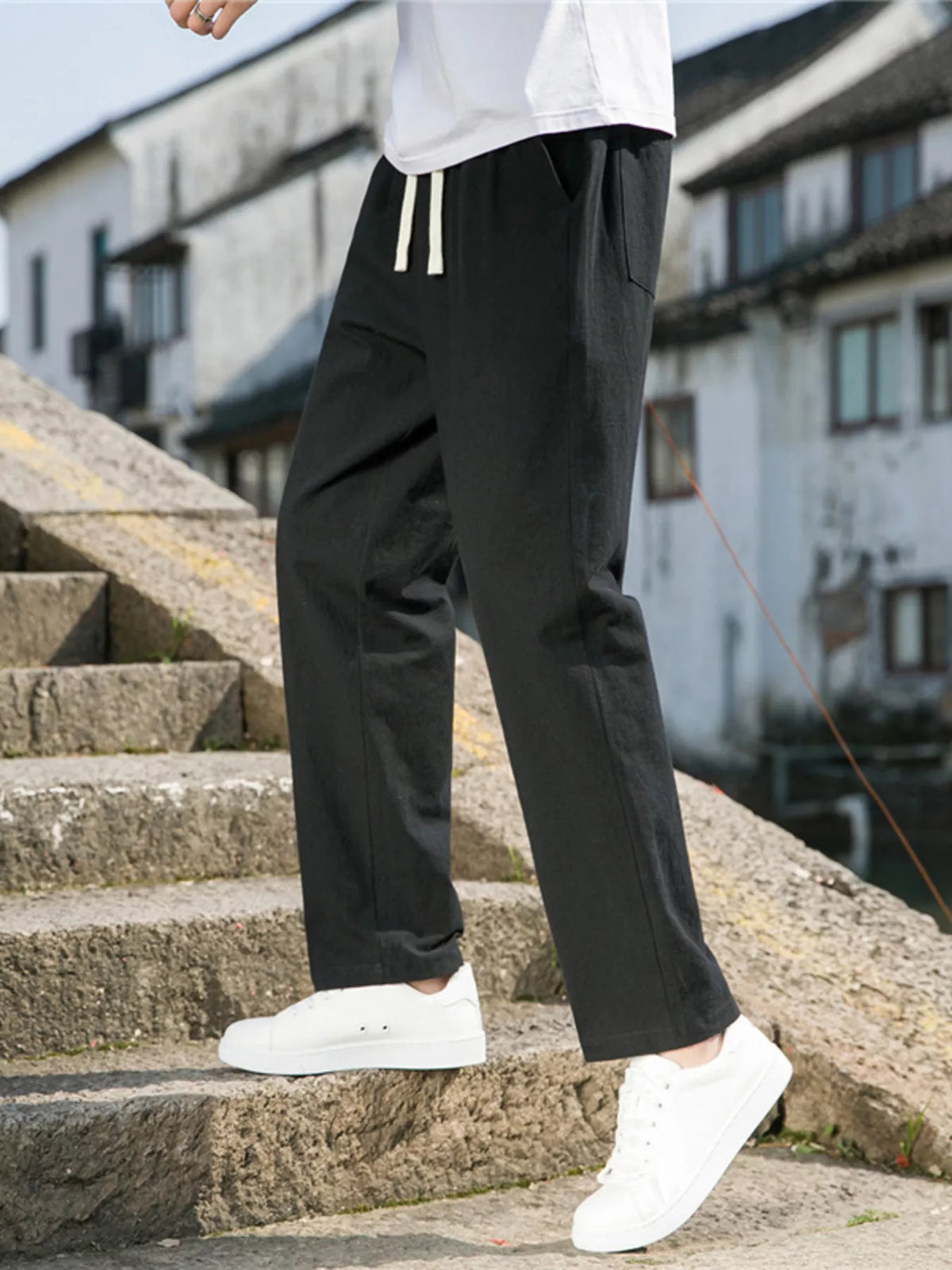 Men's Plus Size Loose Fit Drawstring Casual Pants in Black