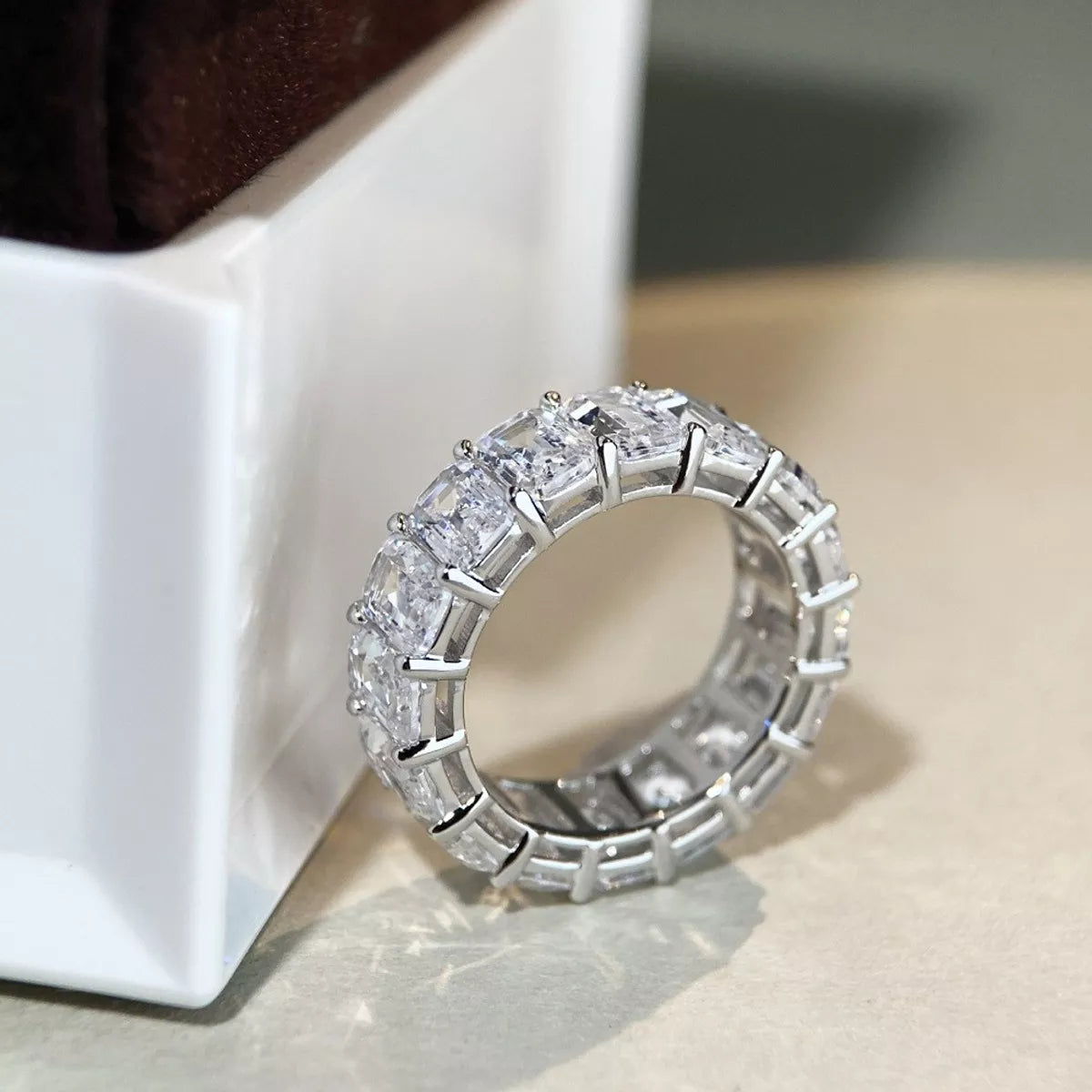 925 Sterling Silver Zircon Geometric Ring - Lilixa.store