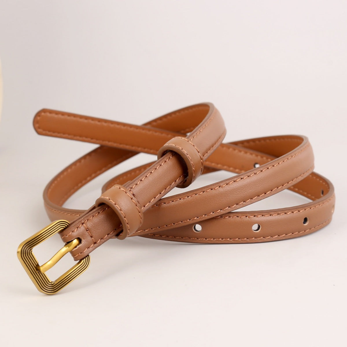 Leather Skinny Belt with Buckle in Caramel
