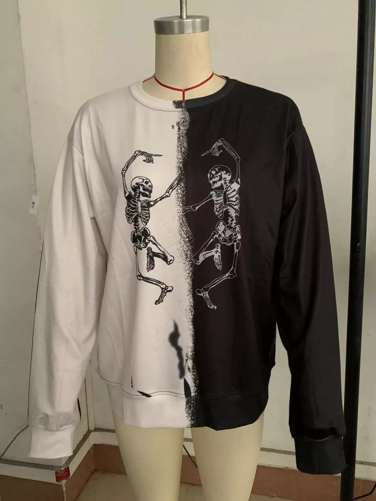 Halloween Skeleton Print Color Block Sweatshirt - Lilixa.store