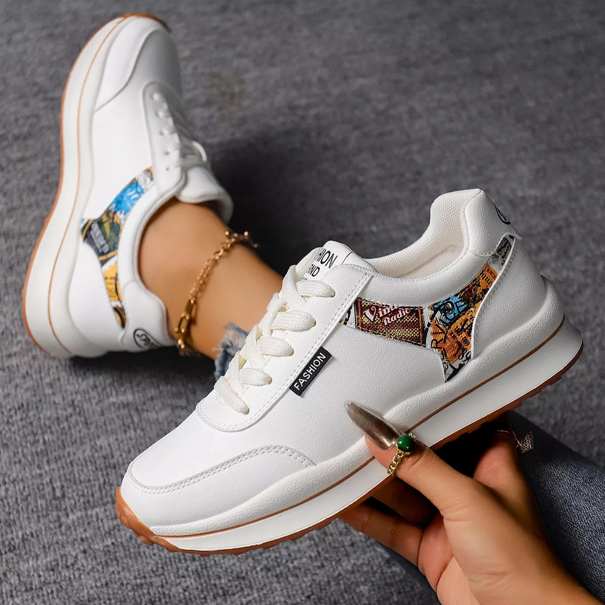 Round Toe Lace Up Sneakers - Lilixa.store