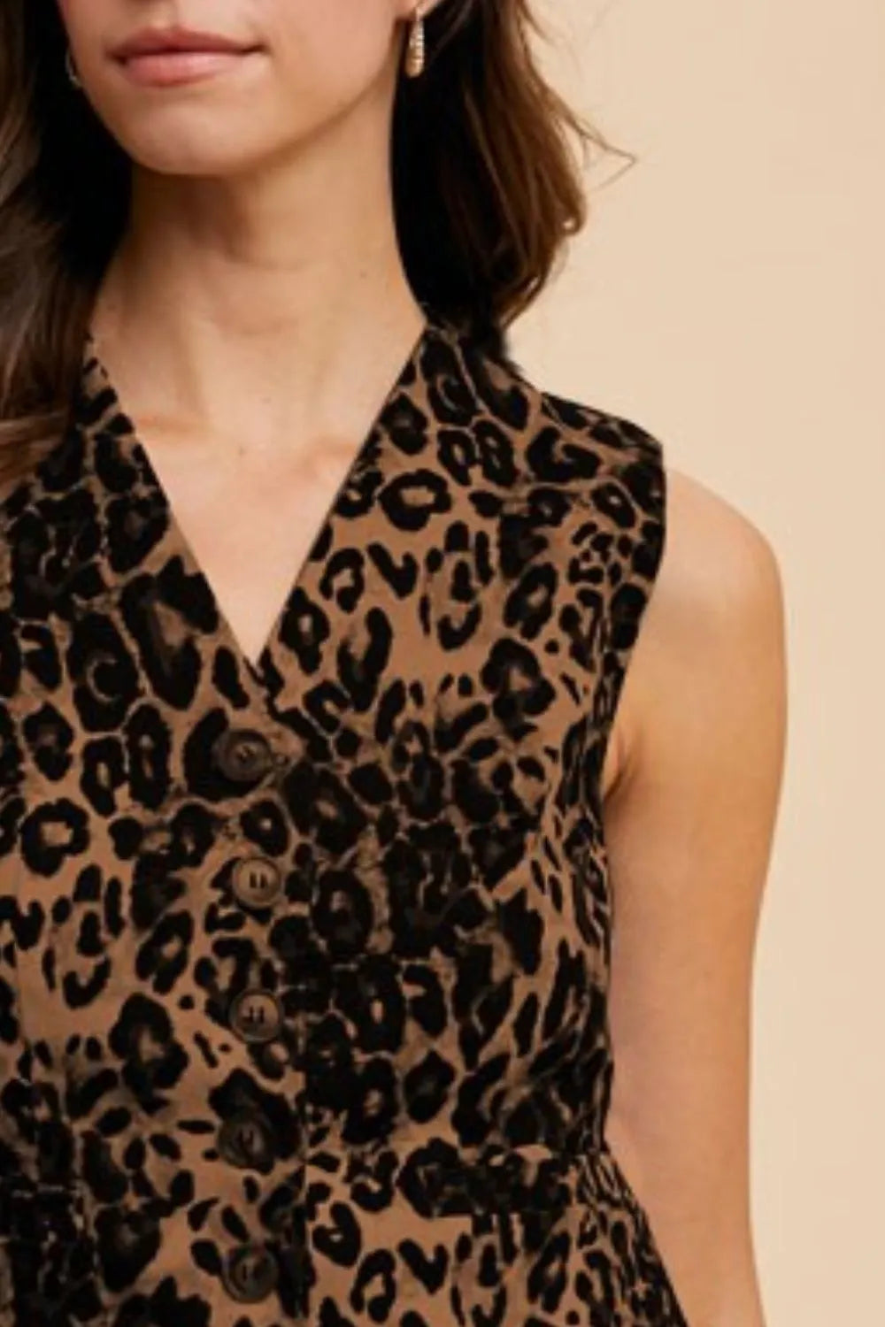 Annie Wear Stretch Leopard Denim Button Down Vest - Lilixa.store