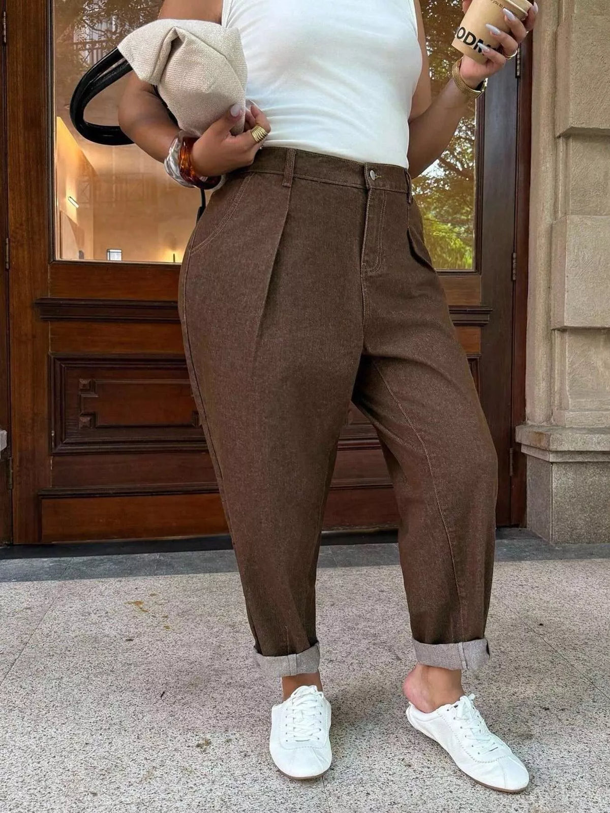 Plus Size Pleated Detail Loose Fit Jeans