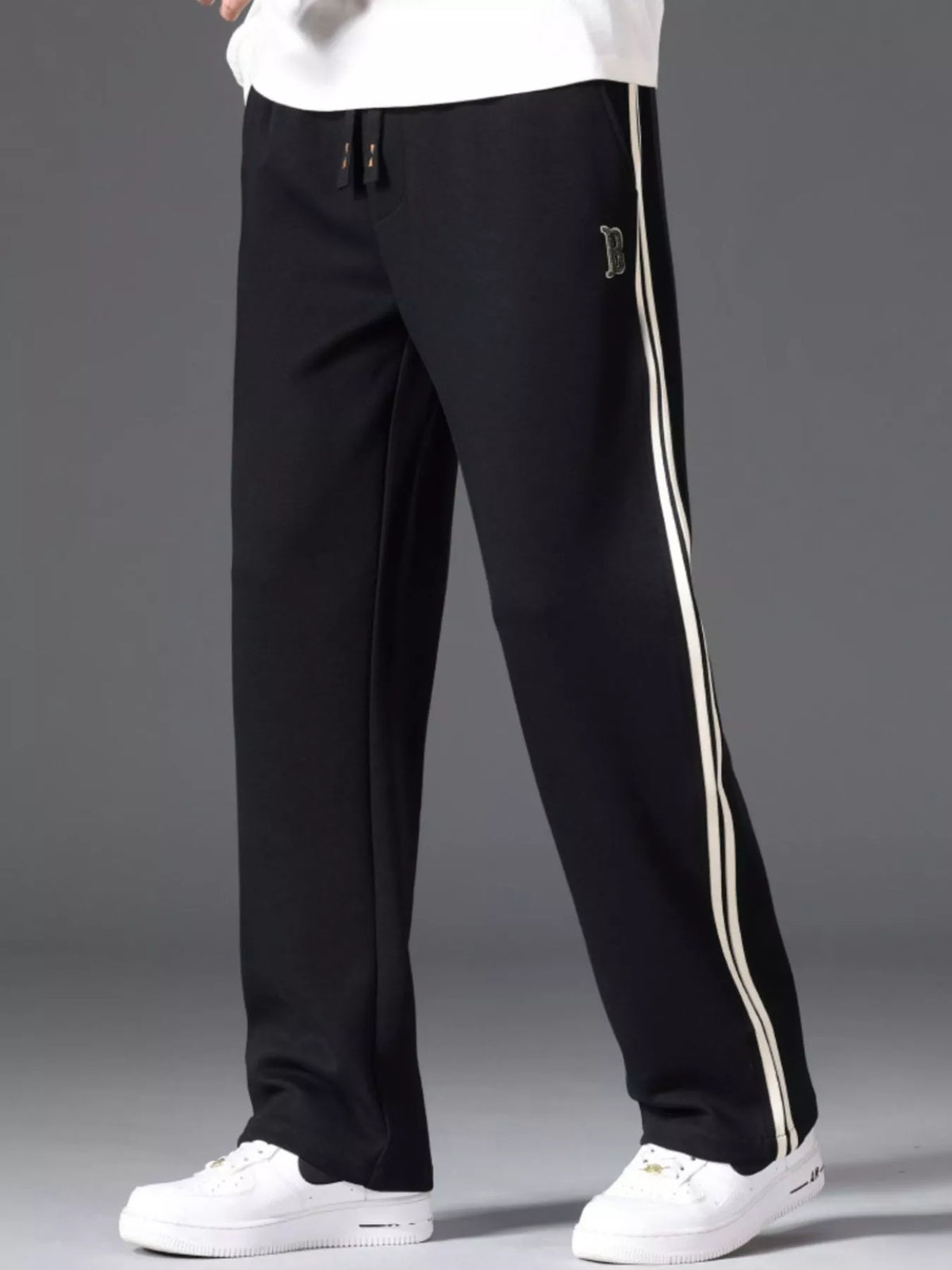 Men's Side Striped Casual Drawstring Pants in Black