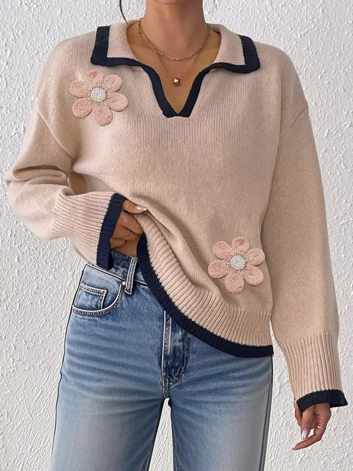 Flower Contrast Trim Dropped Shoulder Sweater - Lilixa.store