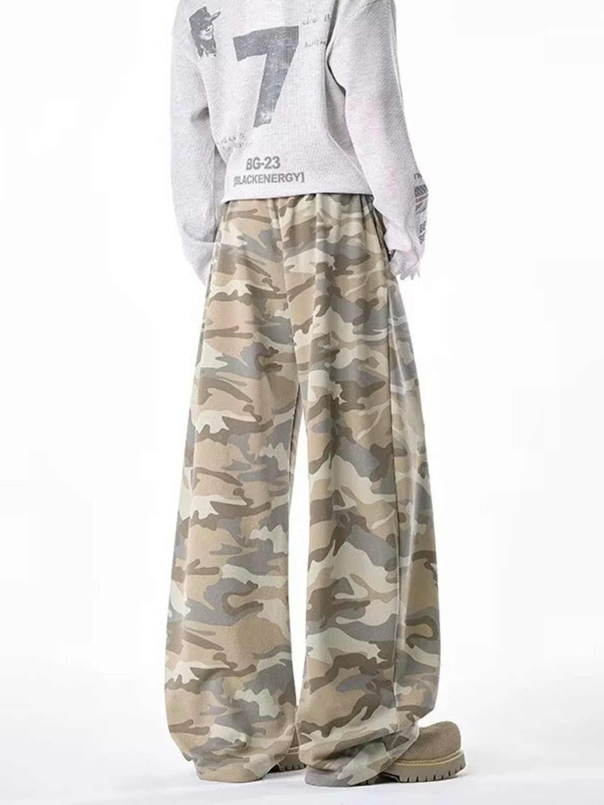 Men's Camouflage Wide-Leg Pants