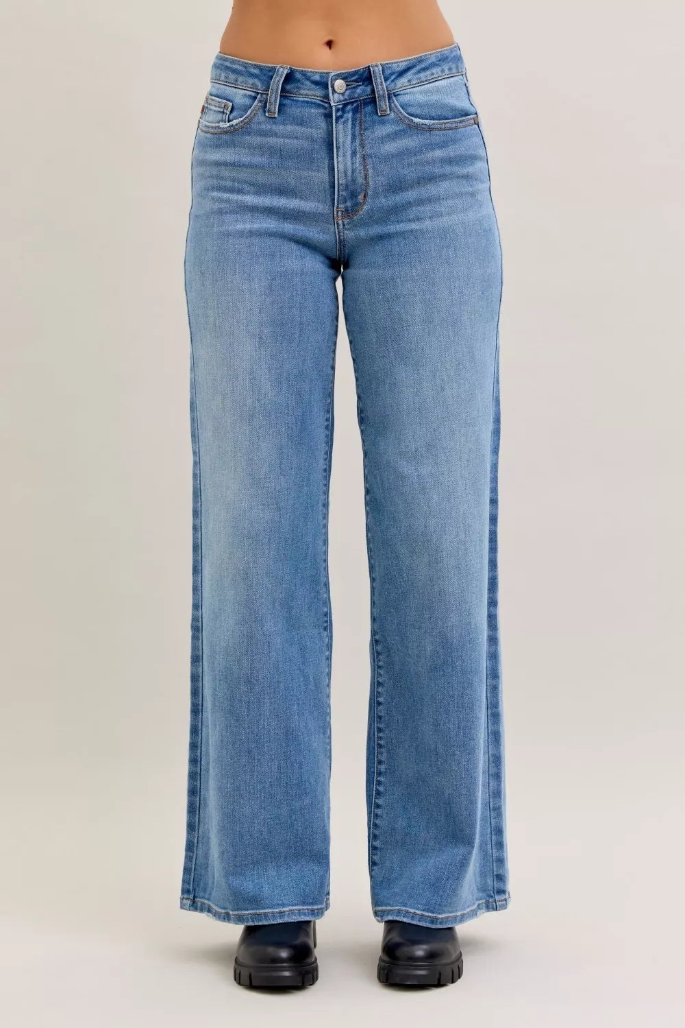 Judy Blue Mid Rise Retro Wide Leg Jeans - Lilixa.store