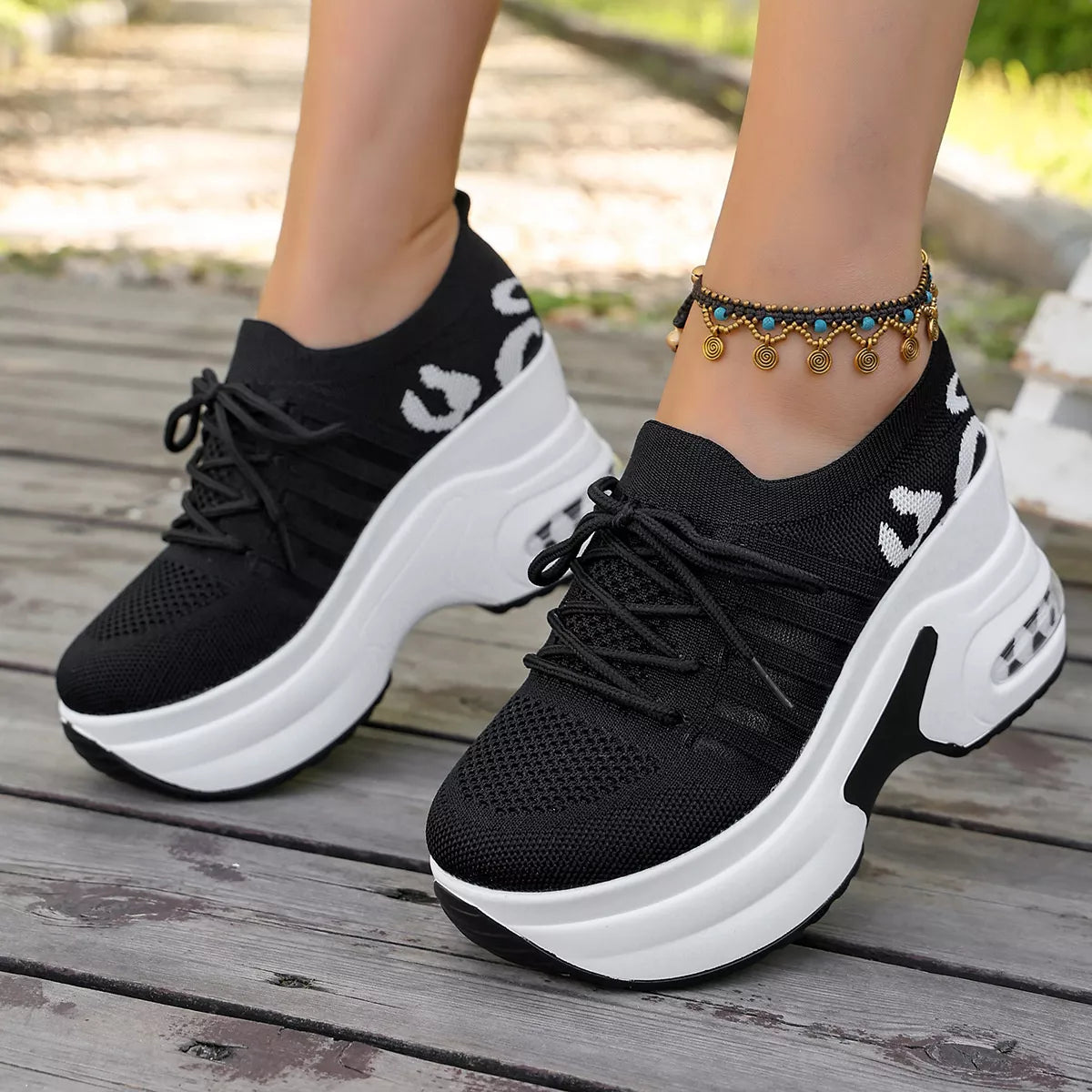 Round Toe Platform Sneakers - Lilixa.store