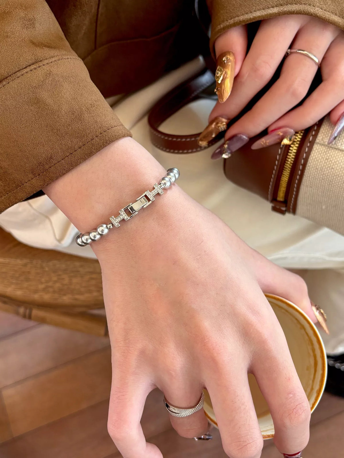 Pearl Double H Buckle Bracelet - Lilixa.store