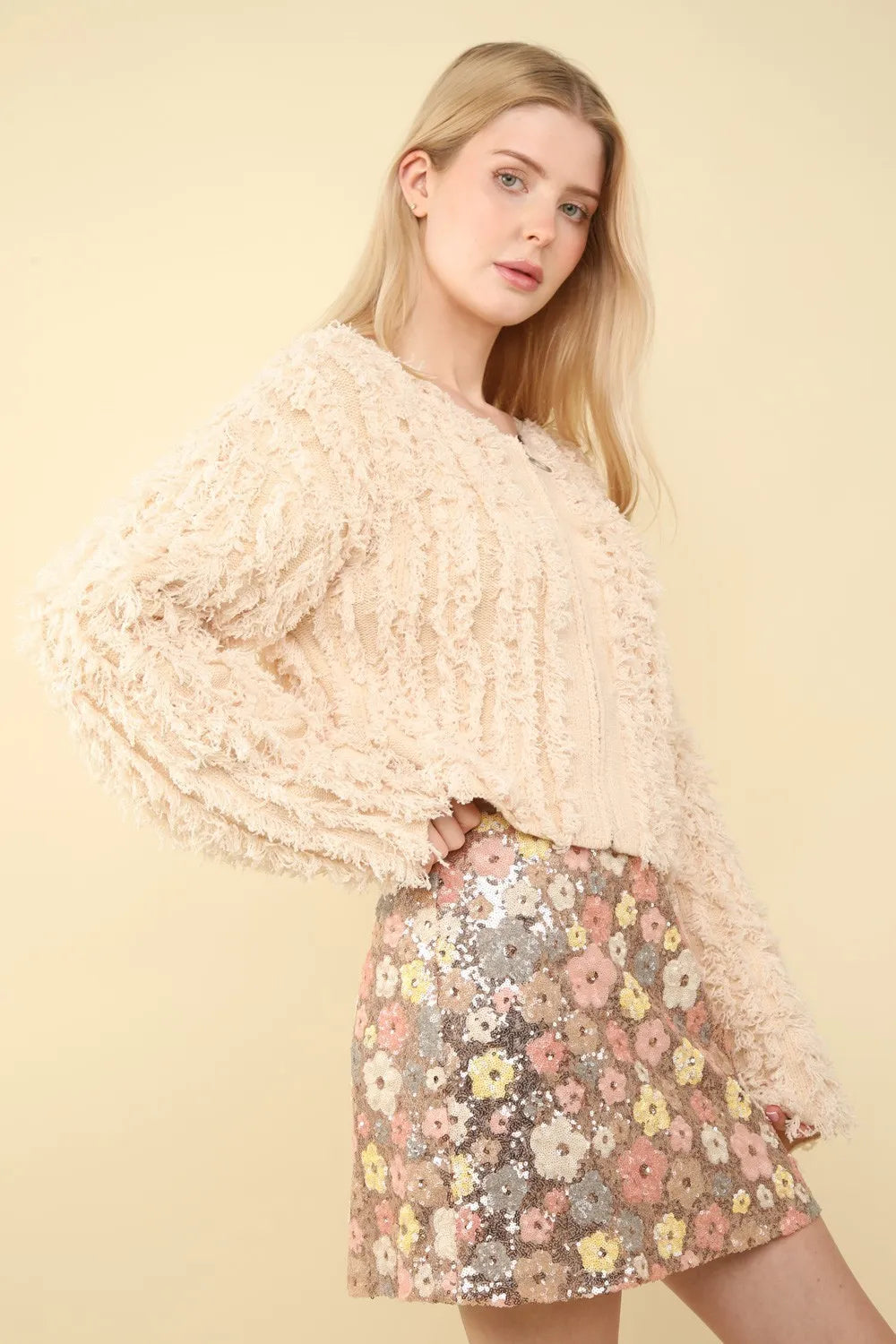 VERY J Shaggy Yarn Knit Zip Up Jacket in Cream