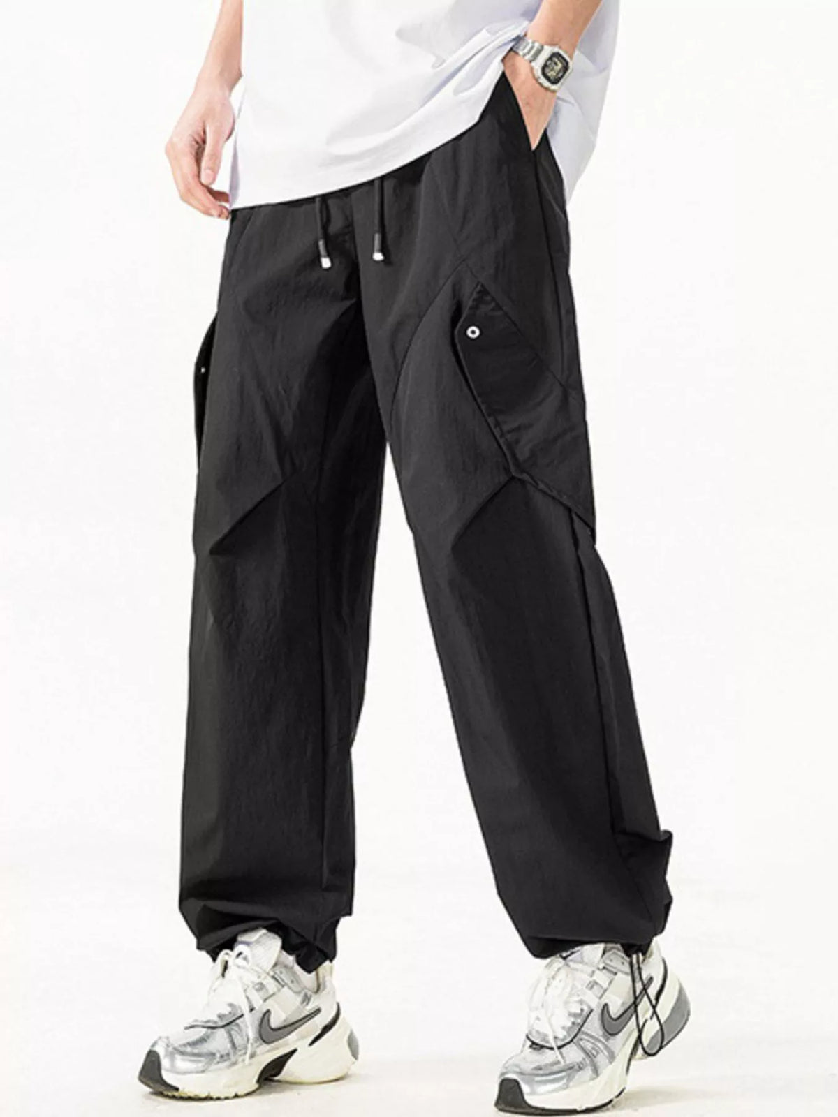 Men's Plus Size Loose Fit Cargo Pants in Black