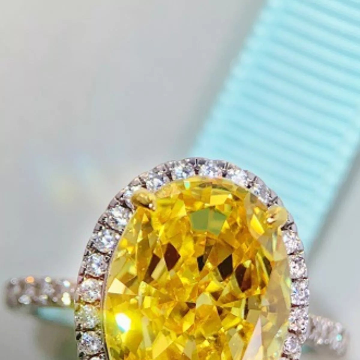 925 Sterling Silver Zircon Round Ring