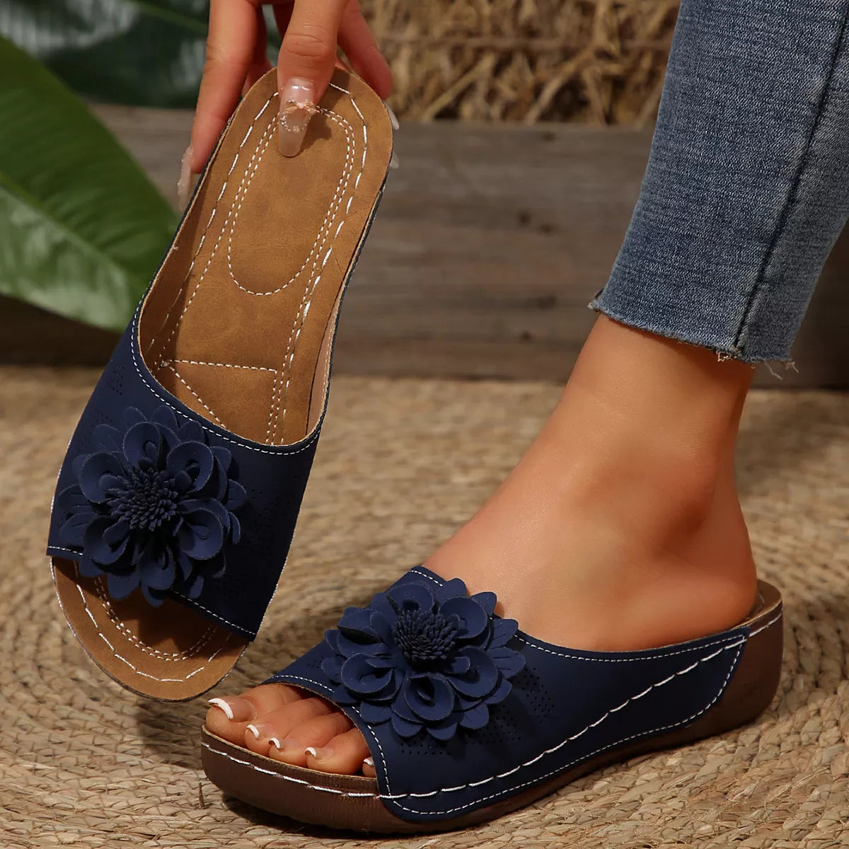 Bohemian Floral Embellished Comfortable Flat Sandals, view 11