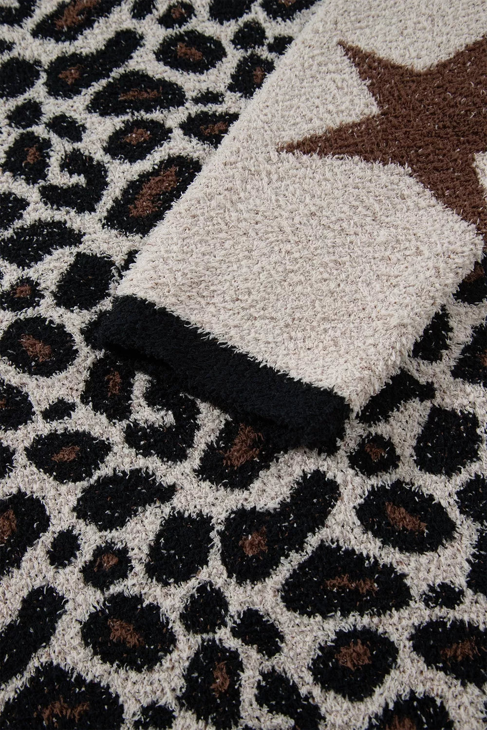 Leopard Star Pattern Round Neck Long Sleeve Shift Sweater - Lilixa.store
