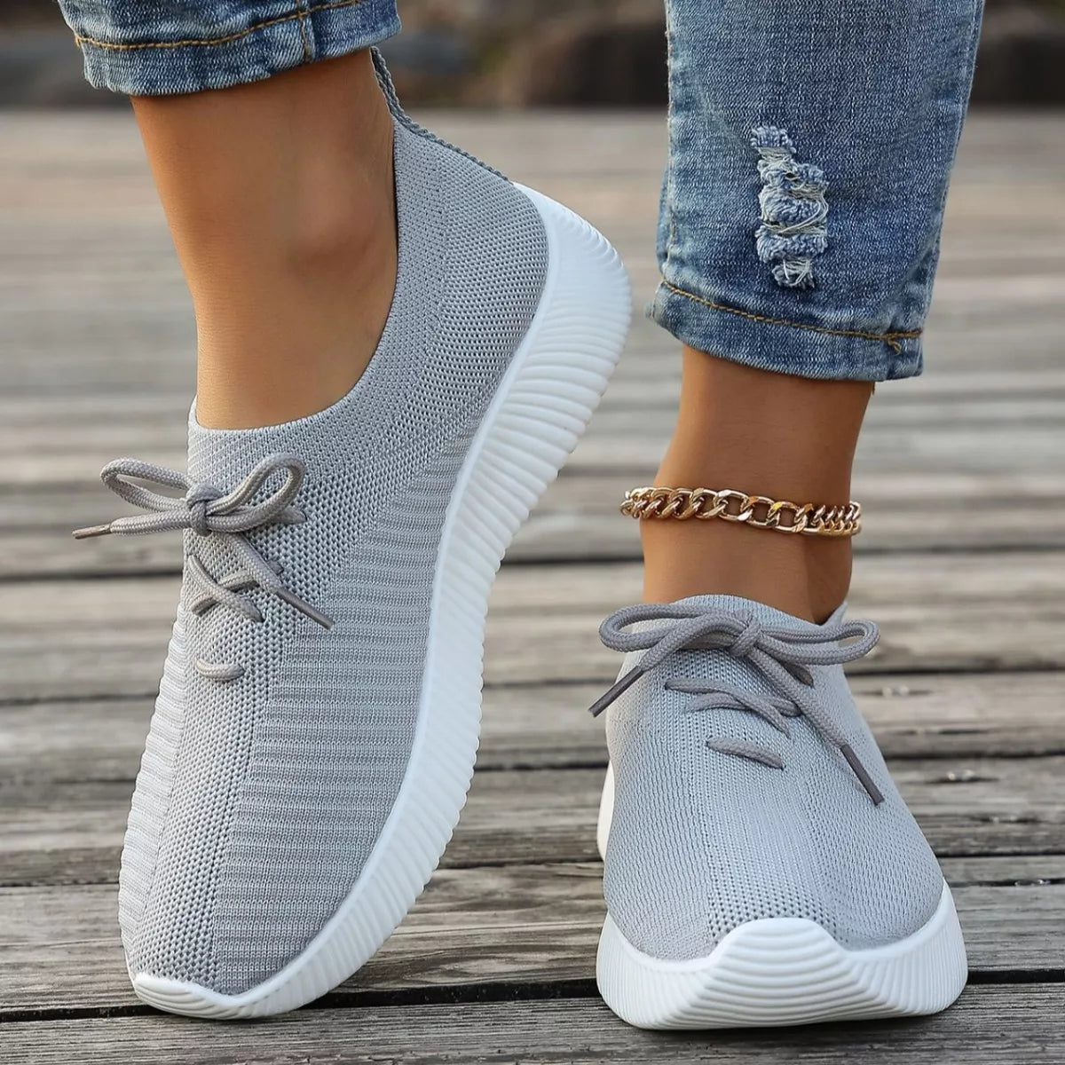 Round Toe Lace Up Sneakers - Lilixa.store