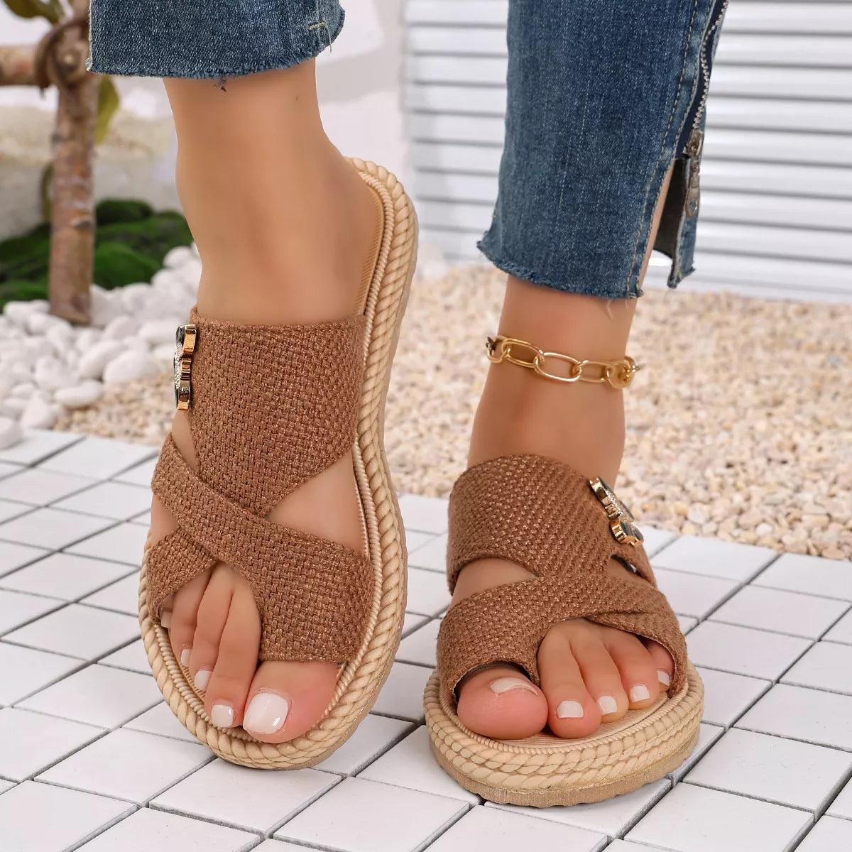 Toe Loop Flats Sandals
