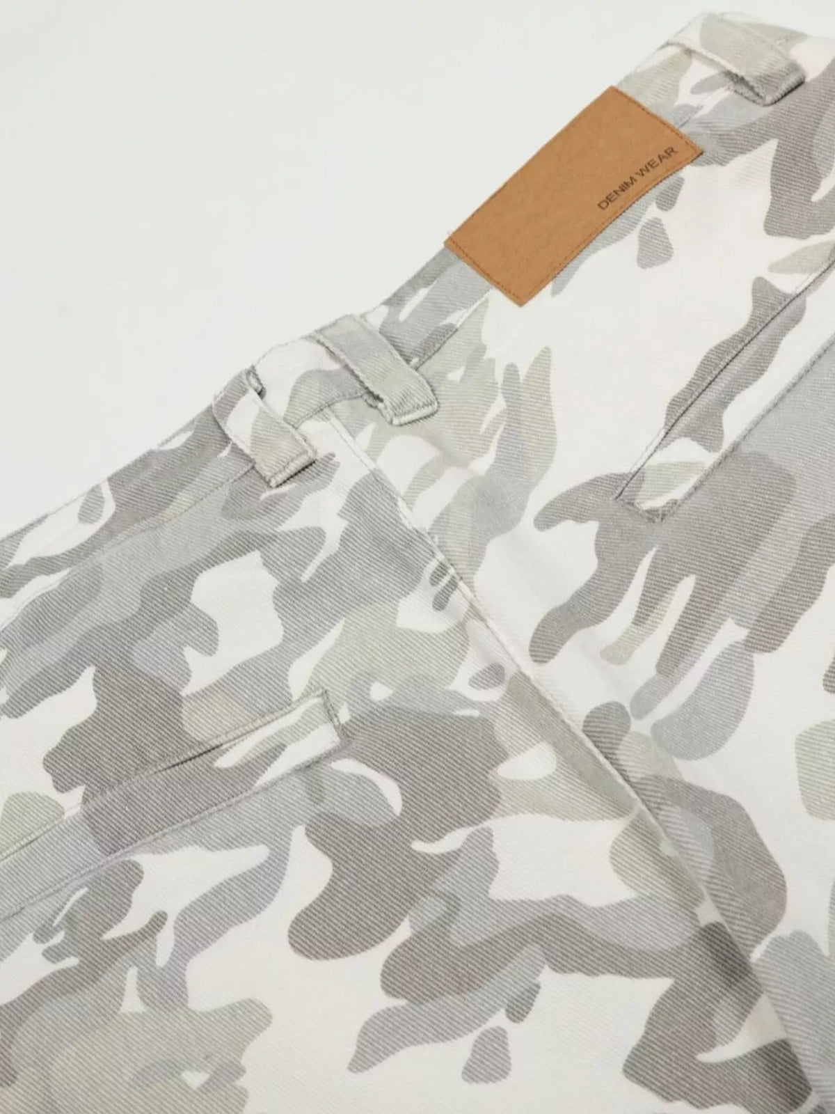 Men's Camouflage Wide-Leg Cargo Pants in Camouflage Color, view 4