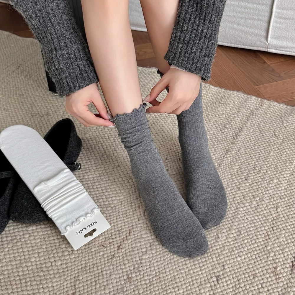 Ribbed Lettuce-Edge Casual Socks