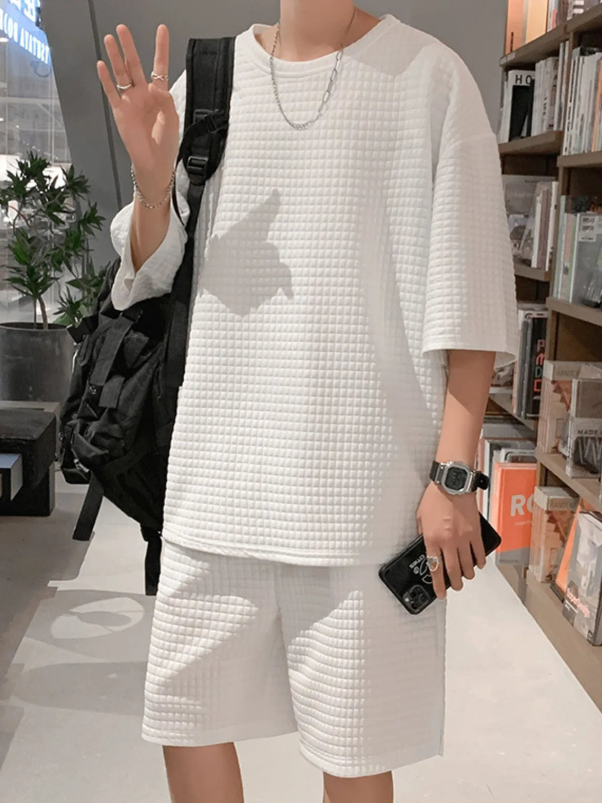 Men's Textured Short Sleeve T-Shirt and Shorts Set, view 5