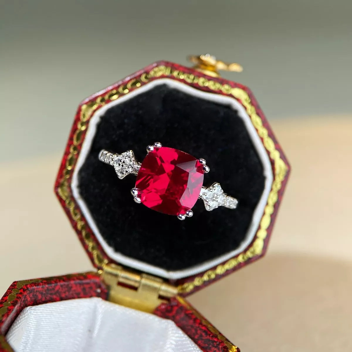 925 Sterling Silver Zircon Geometric Ring