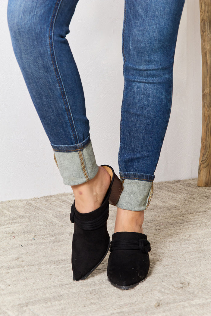 East Lion Corp Pointed-Toe Braided Trim Mules - Lilixa.store