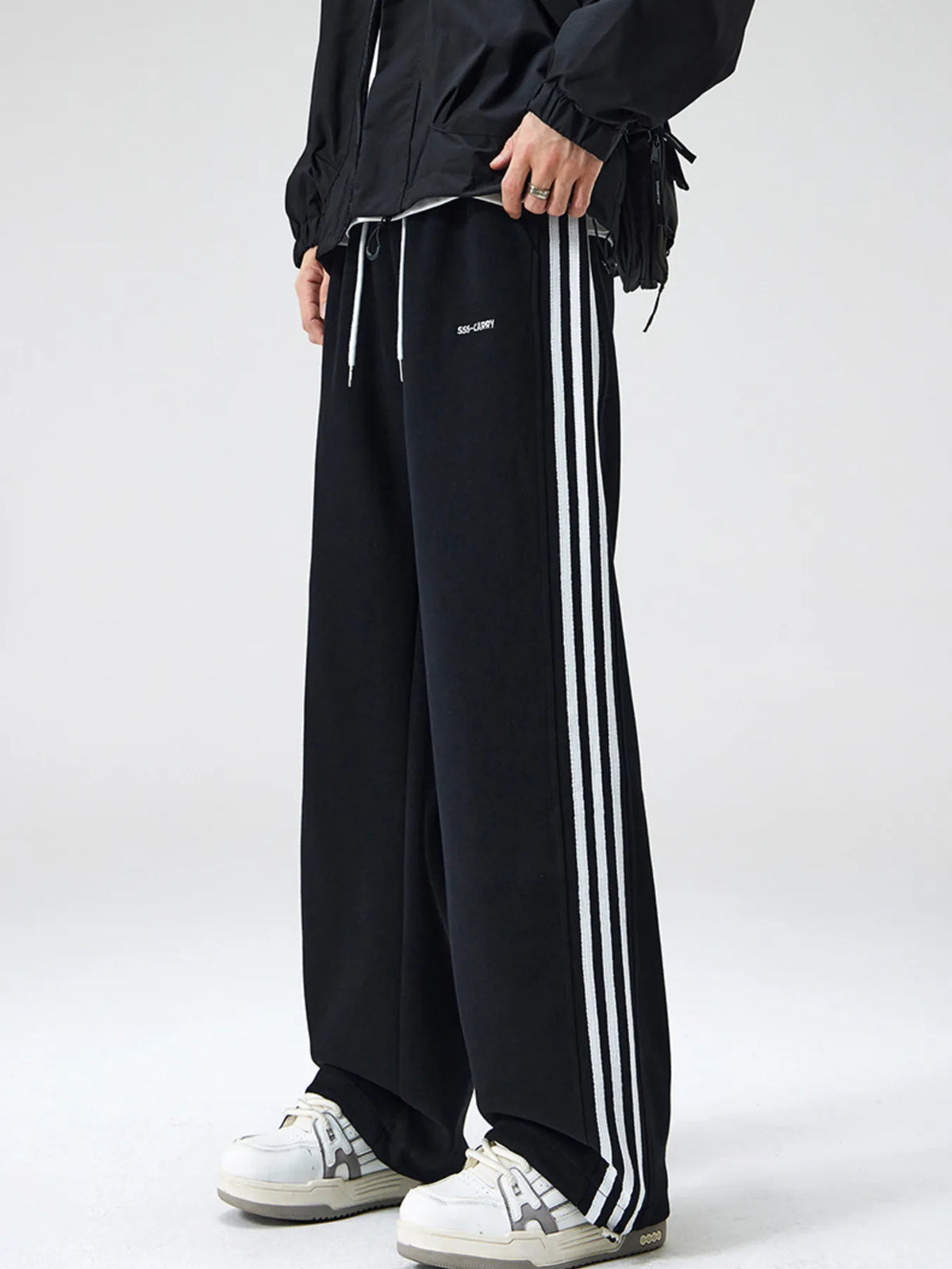 Men's Plus Size Relaxed Fit Pants with Side Stripes, view 8