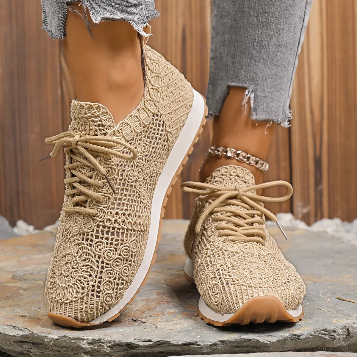 Round Toe Lace Up Sneakers - Lilixa.store