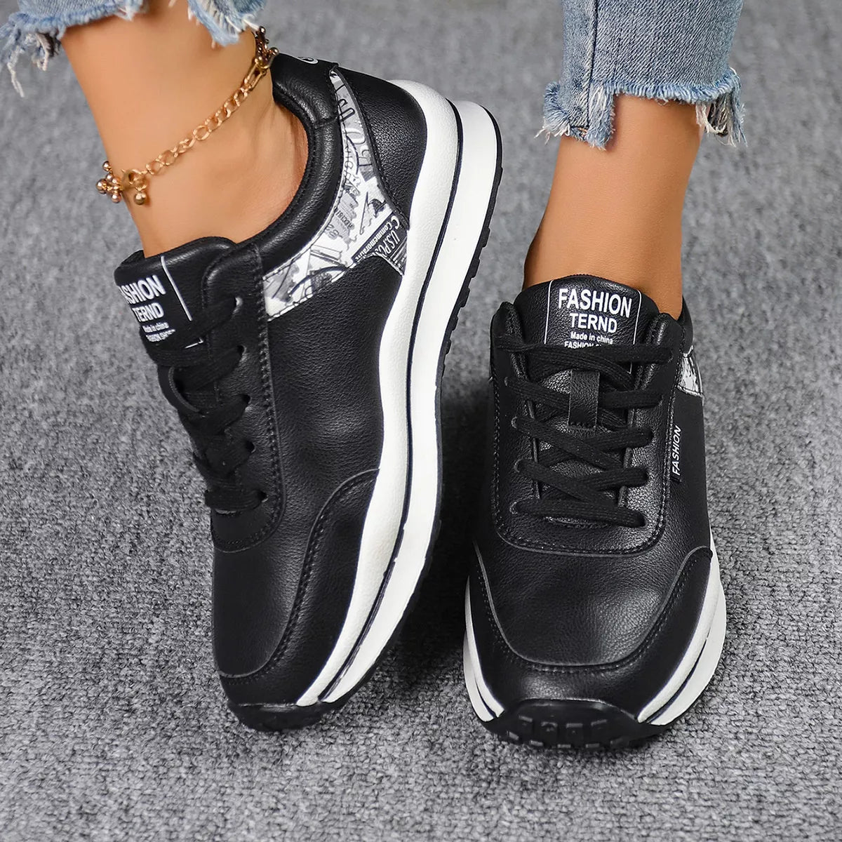Round Toe Lace Up Sneakers - Lilixa.store