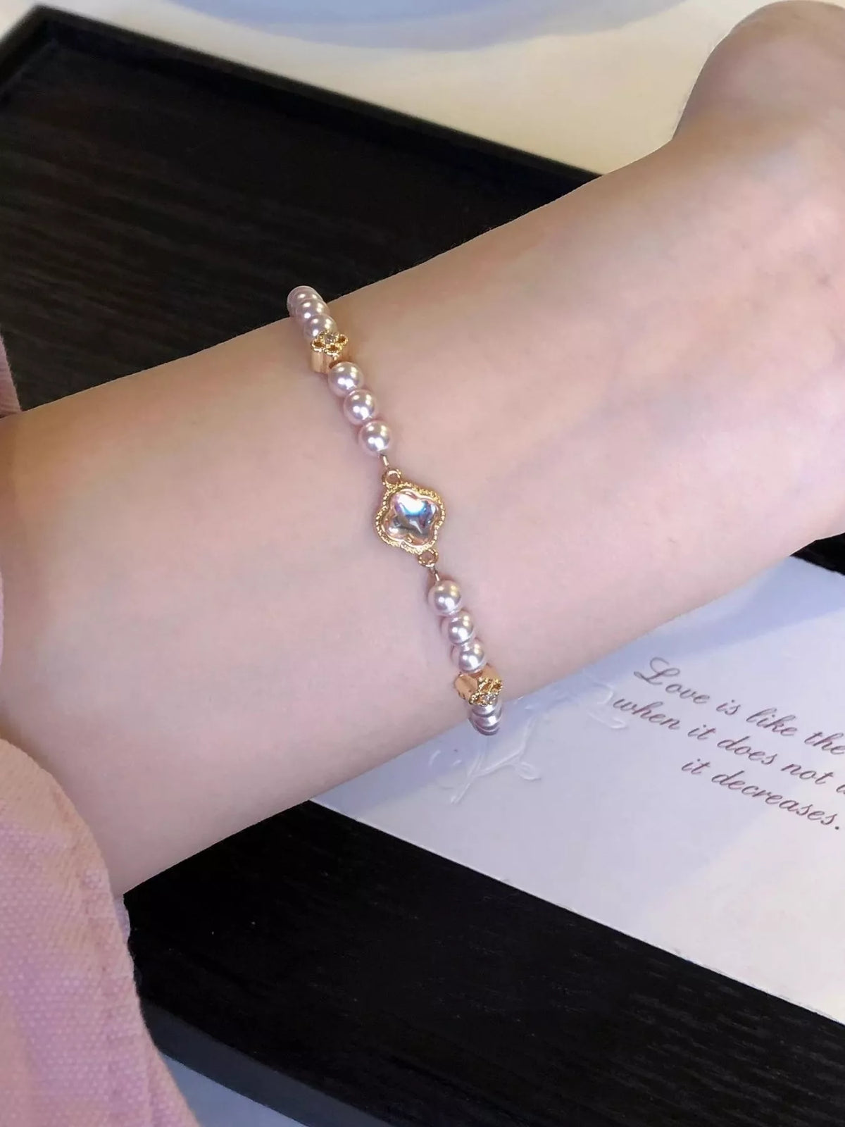 Pearl Clover Charm Bracelet - Lilixa.store