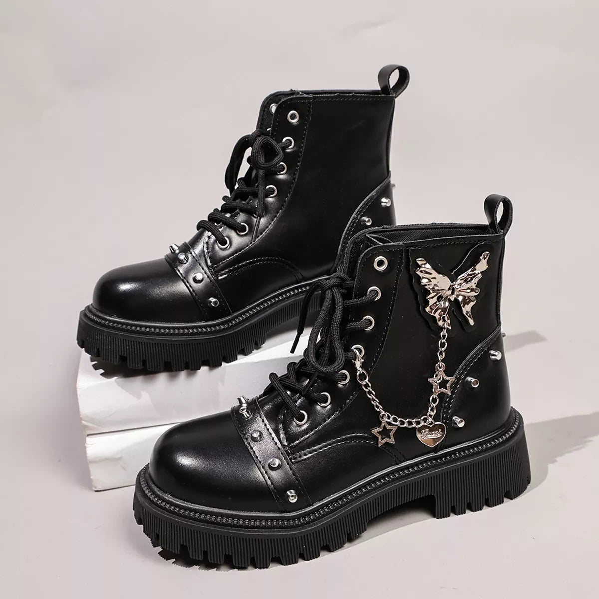 Round Toe Lace Up Boots - Lilixa.store