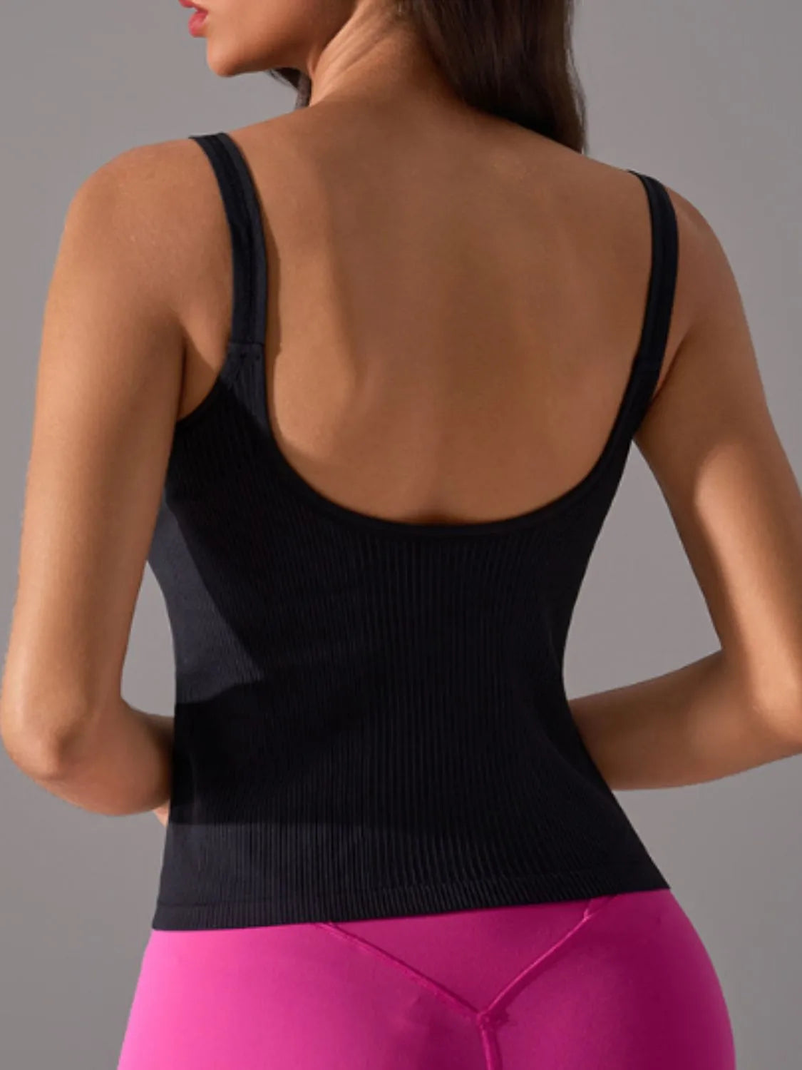 Scoop Neck Active Tank with Detachable Chest Pads - Lilixa.store