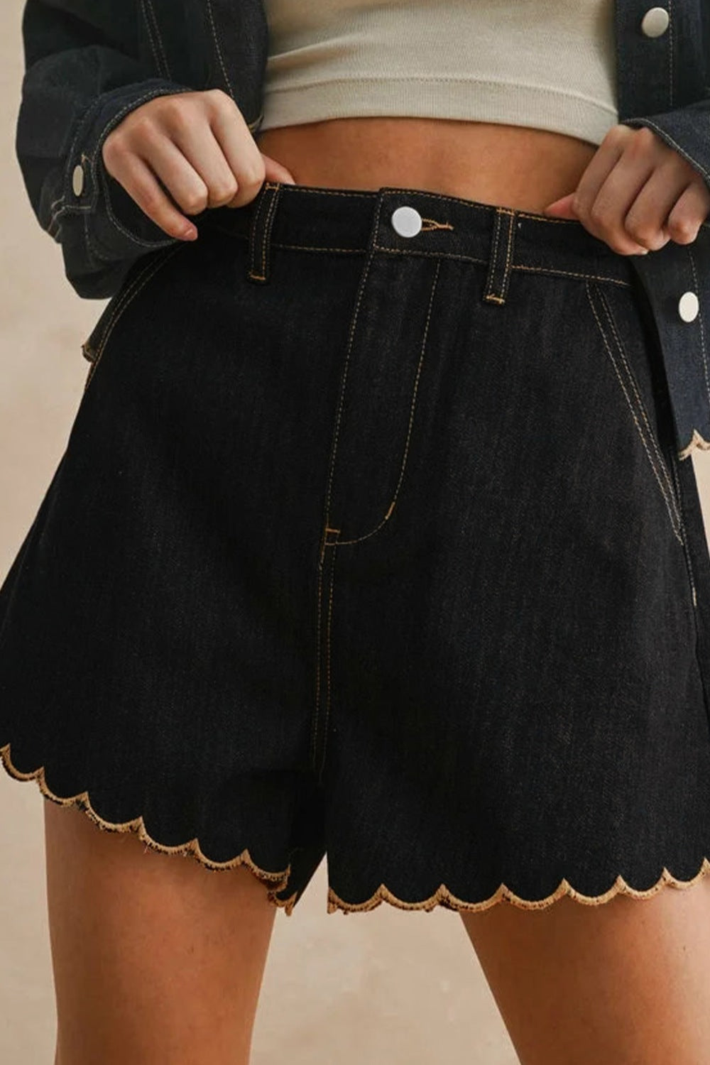Scalloped Hem Denim Shorts - Lilixa.store