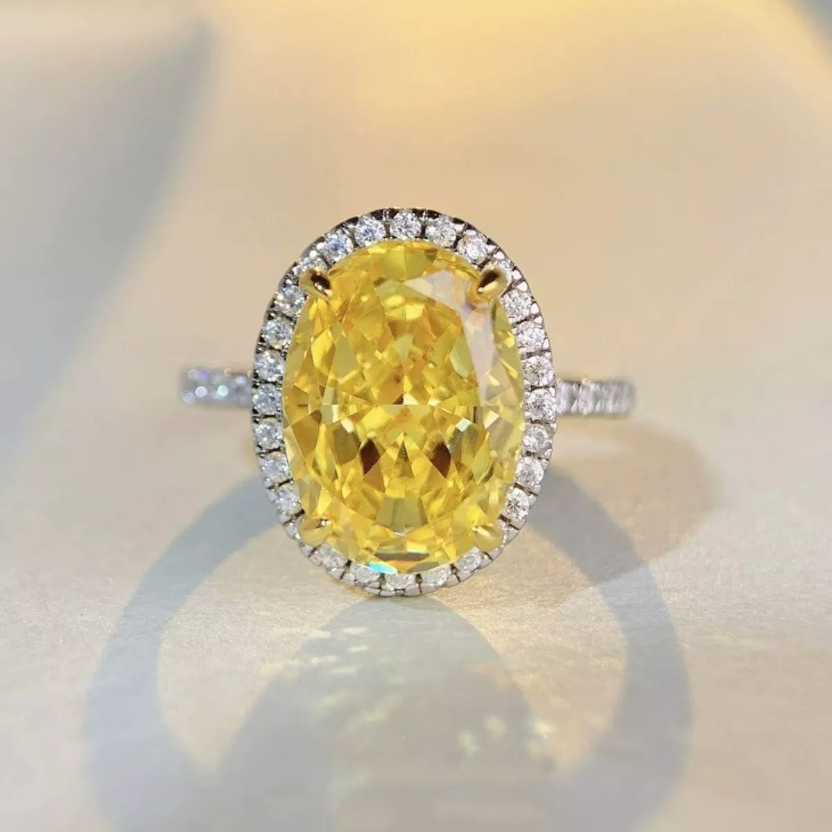 925 Sterling Silver Zircon Round Ring
