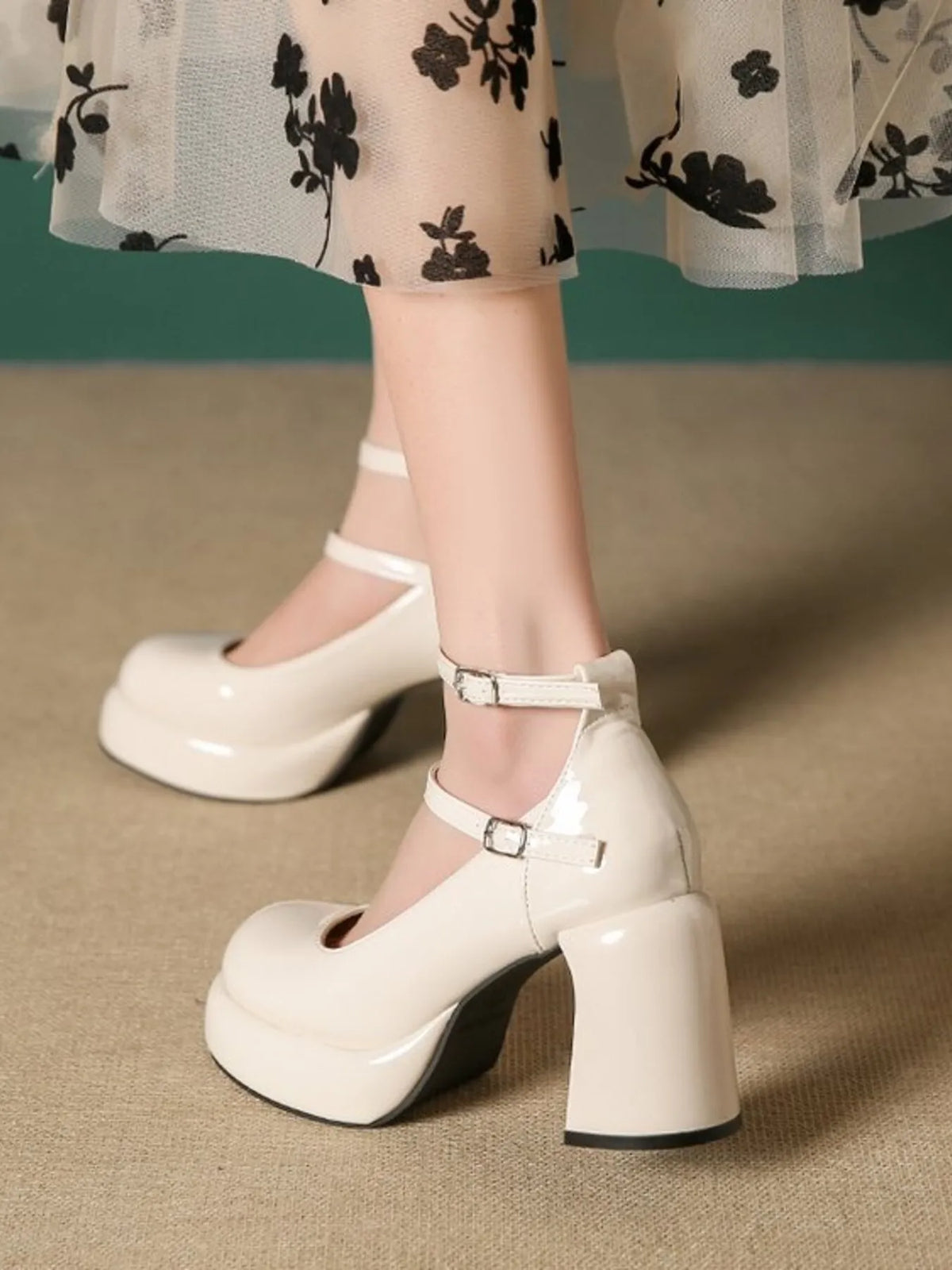 Patent Leather Mary Jane Platform Pumps - Lilixa.store