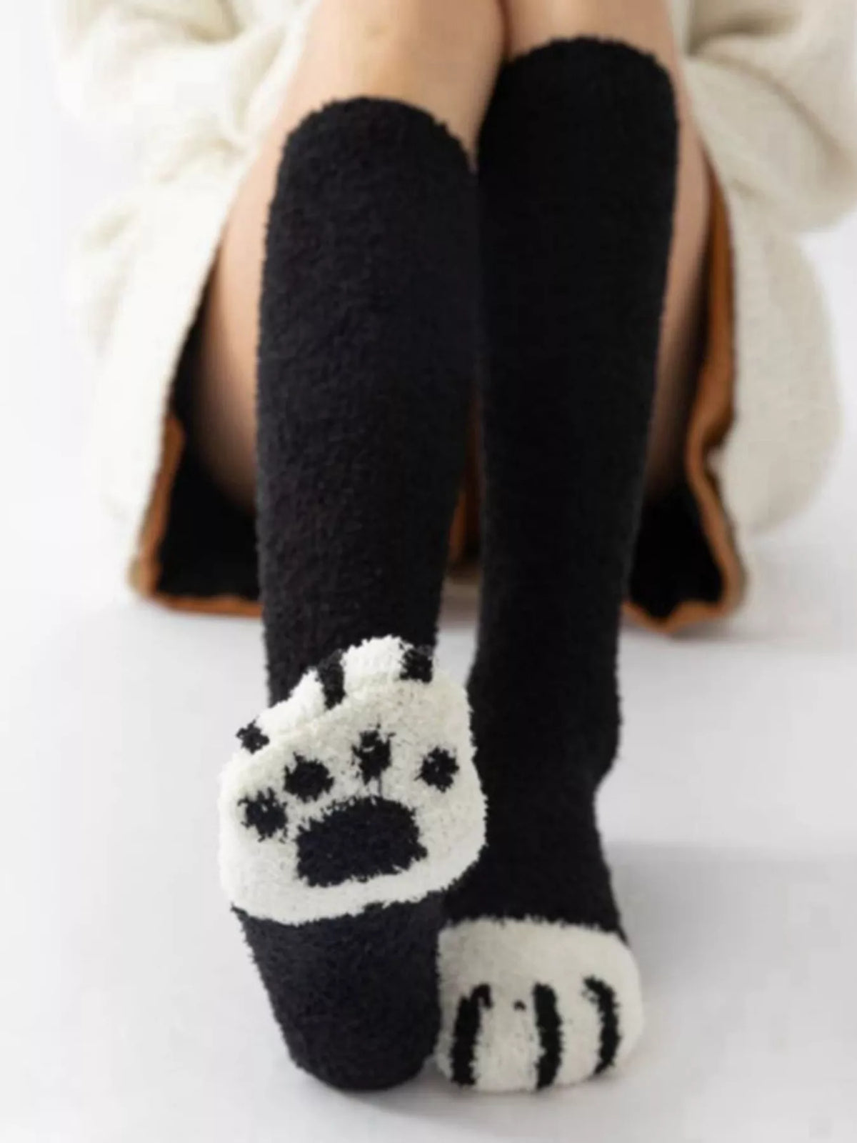 Fuzzy Knee-High Animal Paw Socks - Lilixa.store