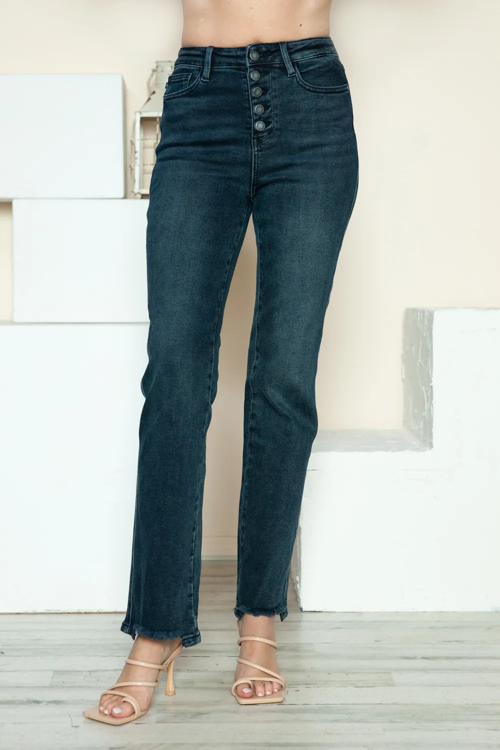 Judy Blue Full Size Button Fly Hem Destroy Straight Jeans - Lilixa.store